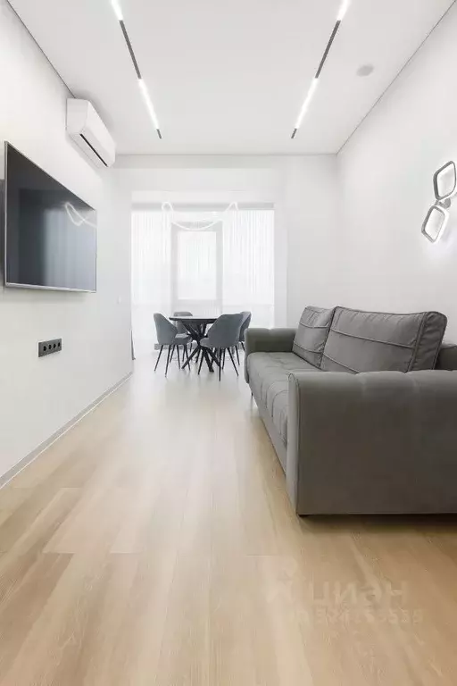 2-к кв. Красноярский край, Красноярск ул. Авиаторов, 30 (40.0 м) - Фото 1