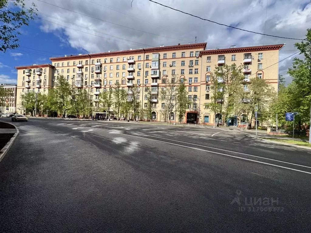 2-к кв. Москва ул. Маршала Бирюзова, 4К1 (55.0 м) - Фото 0