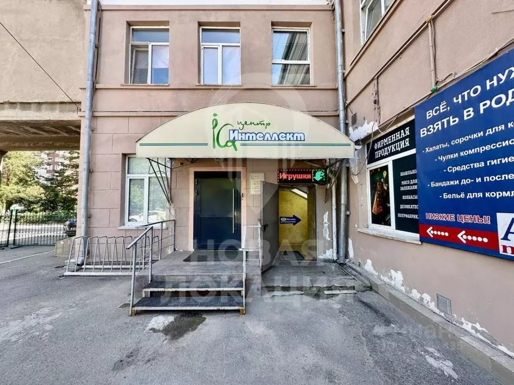 Помещение свободного назначения в Омская область, Омск ул. ... - Фото 1