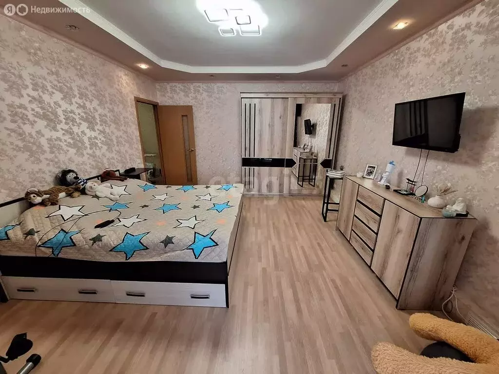 2-комнатная квартира: посёлок Строитель, микрорайон Южный, 18 (65.4 м) - Фото 1