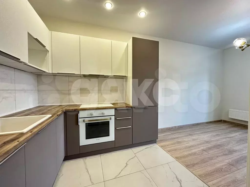 1-к. квартира, 37 м, 1/8 эт. - Фото 0
