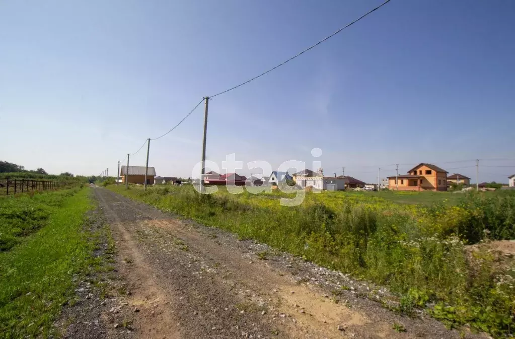 Участок в Тюменская область, Тюменский муниципальный округ, с. Ембаево ... - Фото 1