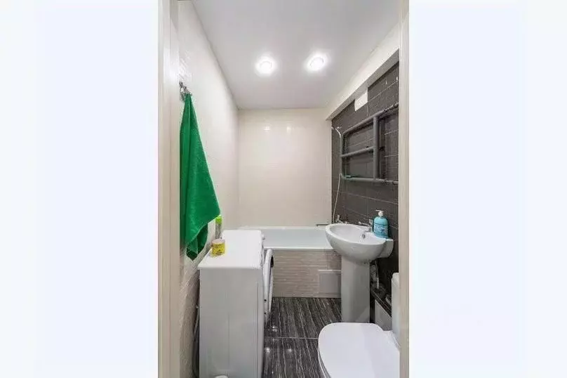 3-к кв. Пермский край, Пермь Комсомольский просп., 24 (50.0 м) - Фото 2