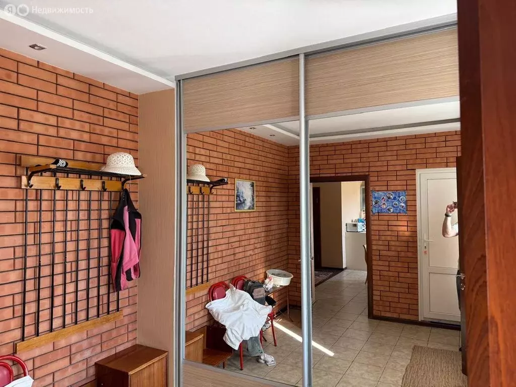 Дом в Приморка, улица Коминтерна, 15 (120 м) - Фото 0