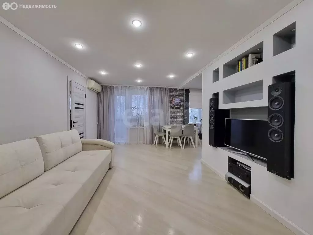 2-комнатная квартира: Саратов, Ново-Астраханское шоссе, 45 (46.1 м) - Фото 0