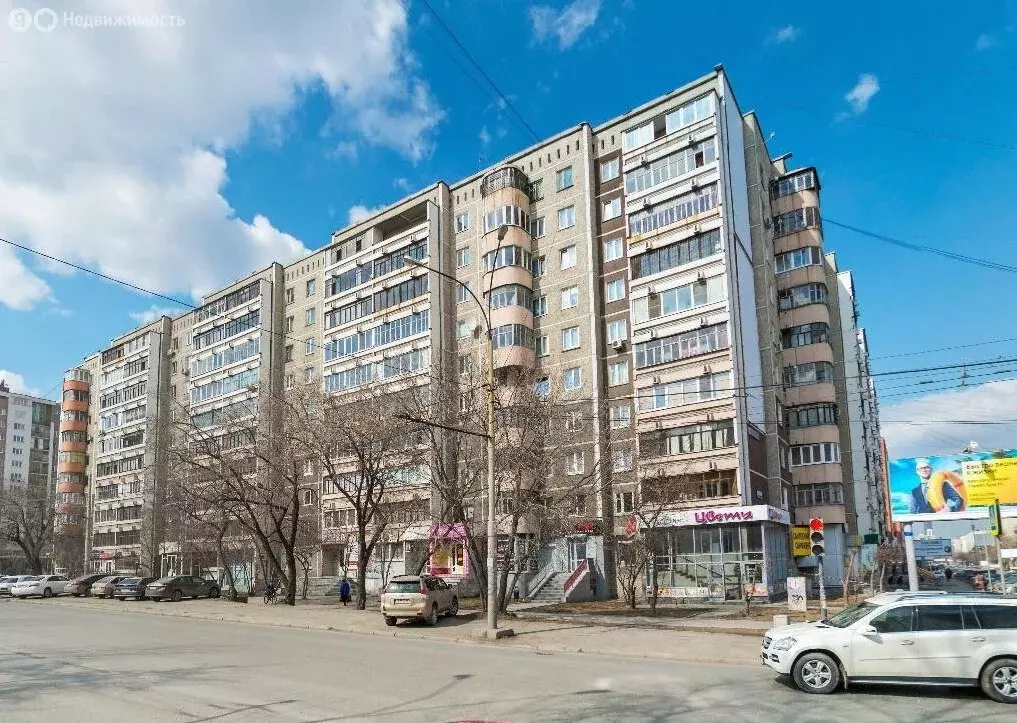 3-комнатная квартира: Екатеринбург, улица Сурикова, 50 (83 м) - Фото 1