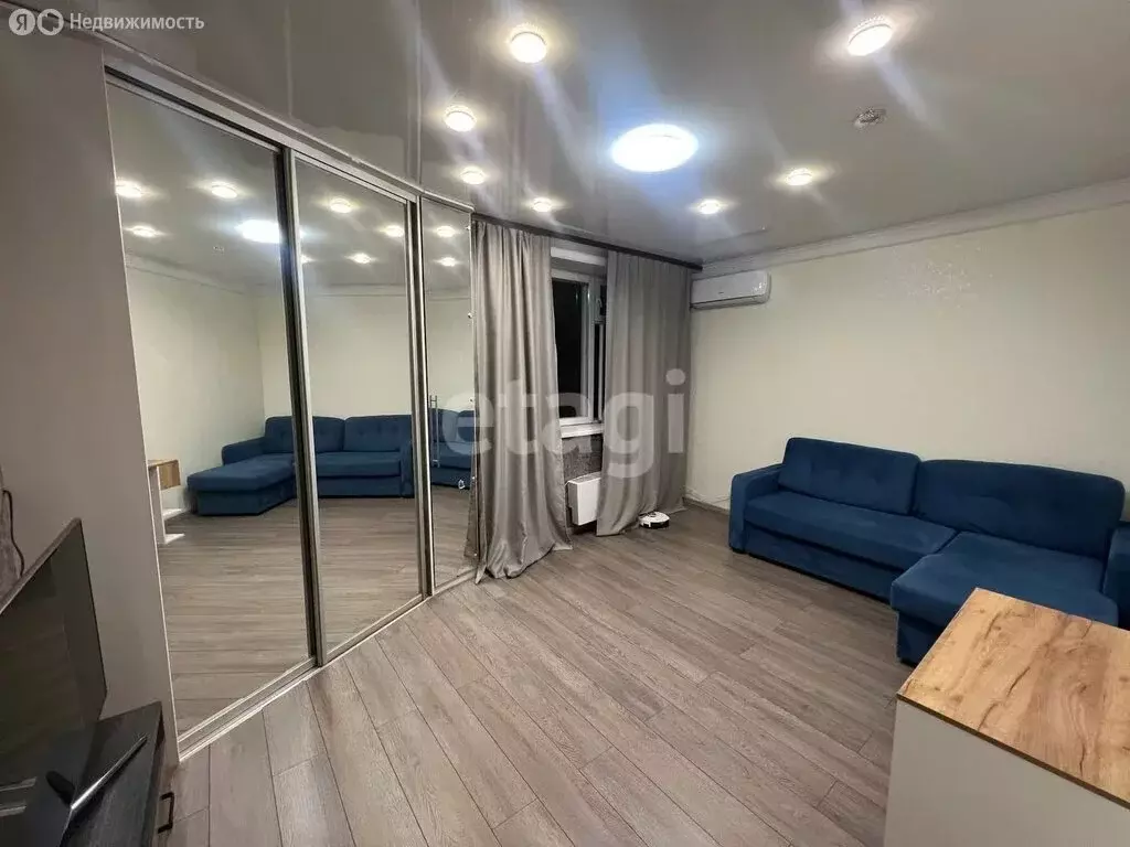 2-комнатная квартира: Тюмень, улица Газовиков, 53 (43.5 м) - Фото 2