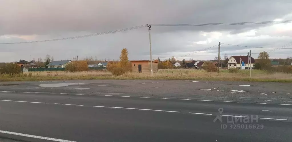 Дом в Ленинградская область, Киришский район, Кусинское с/пос, д. ... - Фото 2