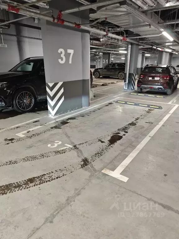 Гараж в Санкт-Петербург 11-я Васильевского острова линия, 56 (13 м) - Фото 1