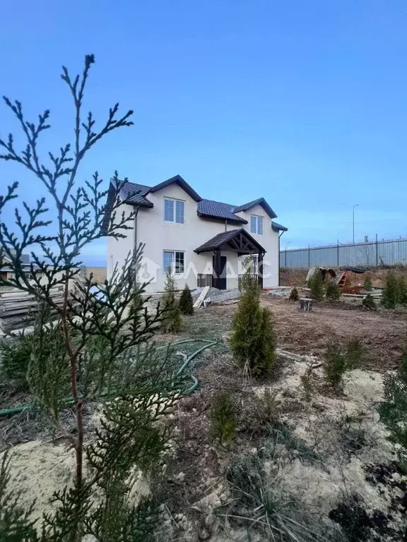 Дом в Волгоградская область, Волгоград Солнечный мкр,  (160 м) - Фото 0