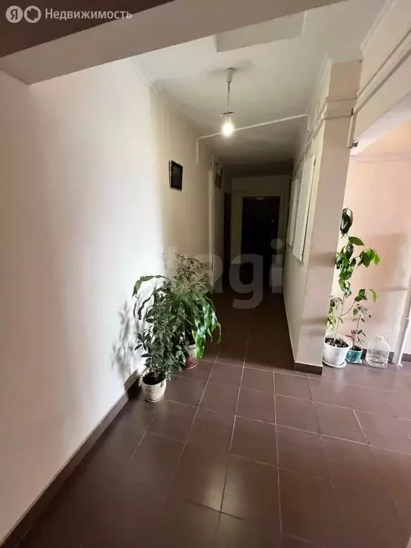 3-комнатная квартира: Владикавказ, проспект Доватора, 20Г (70 м) - Фото 1