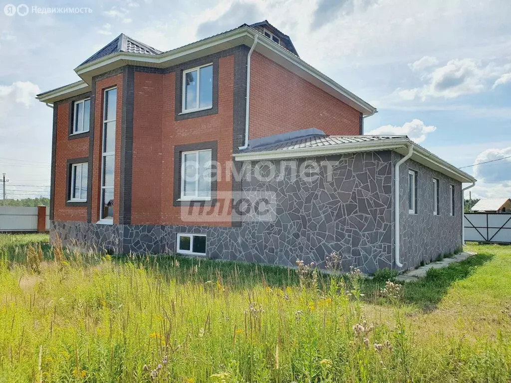Дом в село Ягул, Южная улица, 30 (350 м) - Фото 1