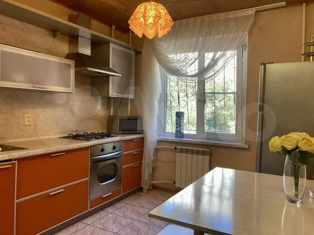 3-к. квартира, 70 м, 2/9 эт. - Фото 0