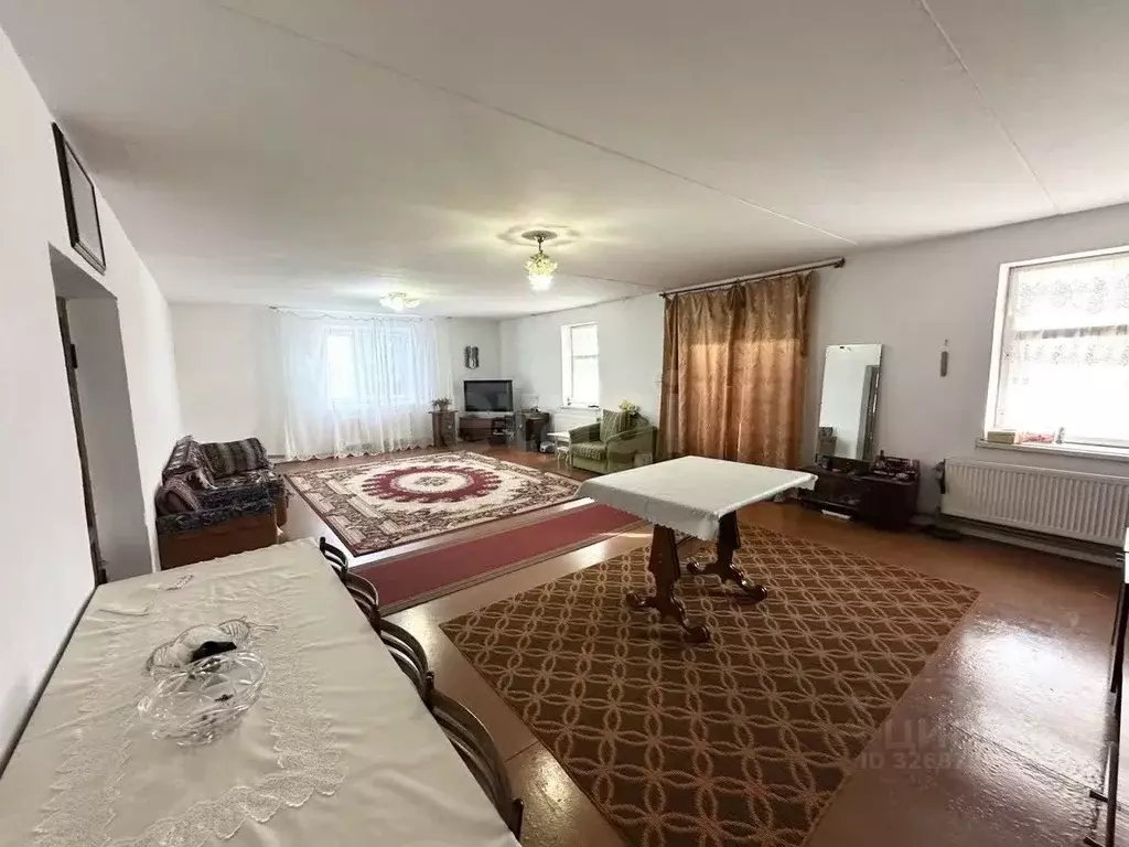 Дом в Крым, Джанкойский район, Рощинское с/пос, с. Рощино ул. ... - Фото 1