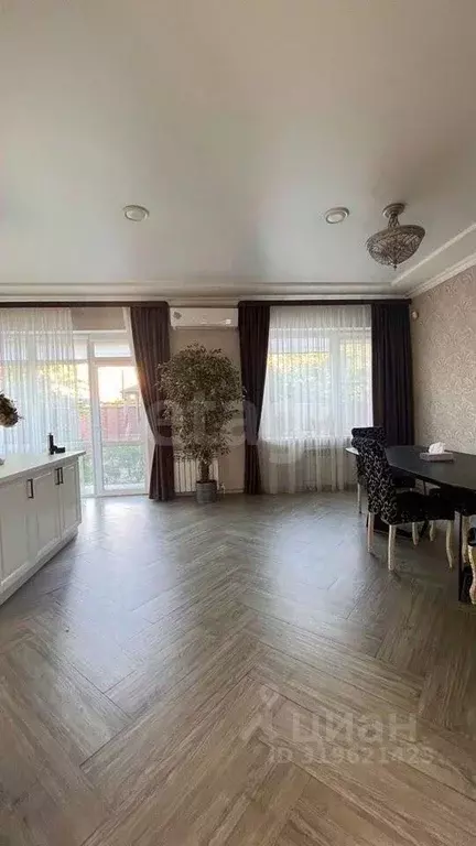 Дом в Ростовская область, Ростов-на-Дону ул. Осипенко (130 м) - Фото 0
