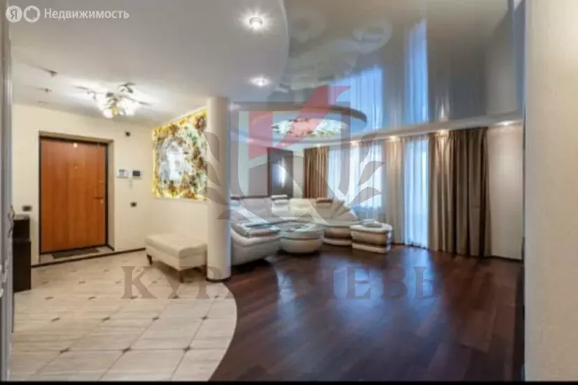 3-комнатная квартира: Екатеринбург, Родонитовая улица, 12 (111.8 м) - Фото 1