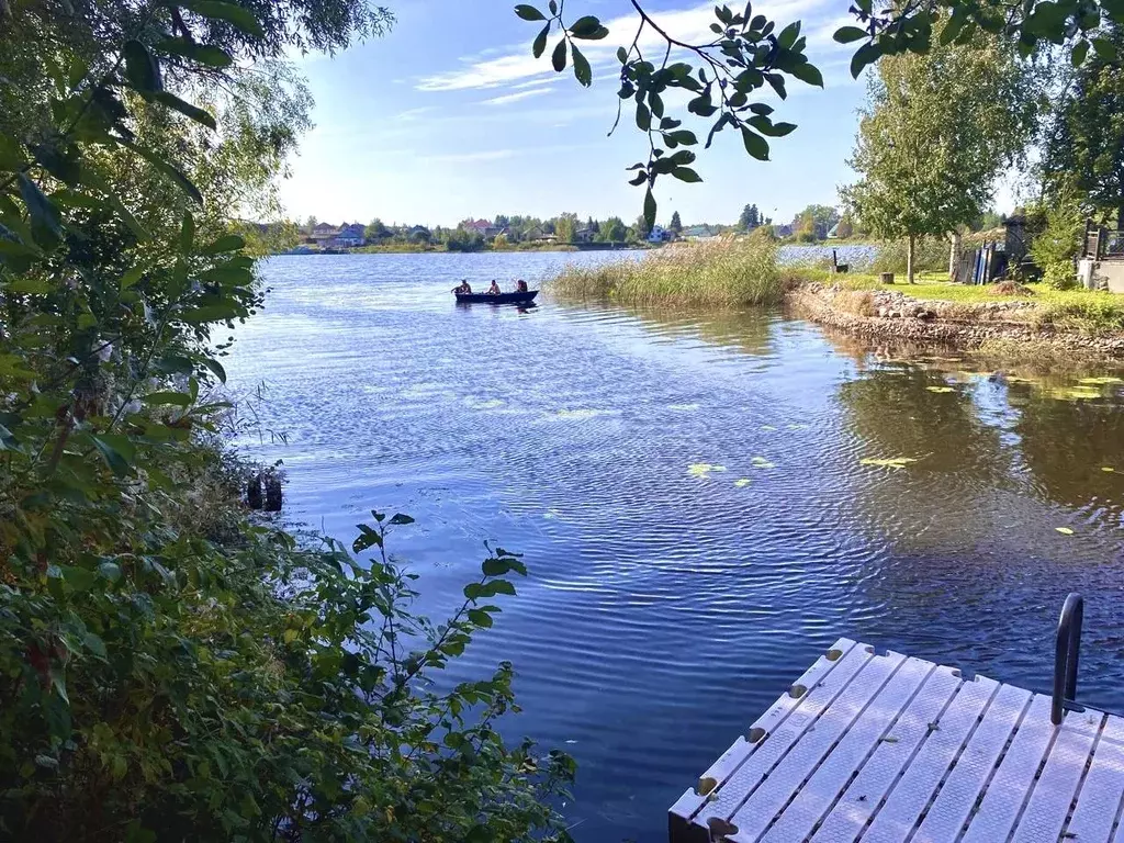 Дом в Ленинградская область, Сясьстрой Волховский район, ул. Ленина, ... - Фото 0