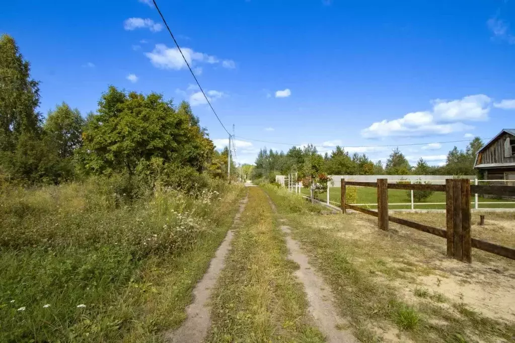 Дом в Тюменская область, Ялуторовский район, СО Надежда ТСН  (20 м) - Фото 1