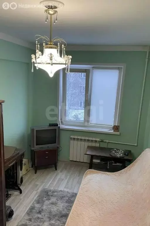 3-комнатная квартира: Омск, улица Ватутина, 13Б (58.7 м) - Фото 1