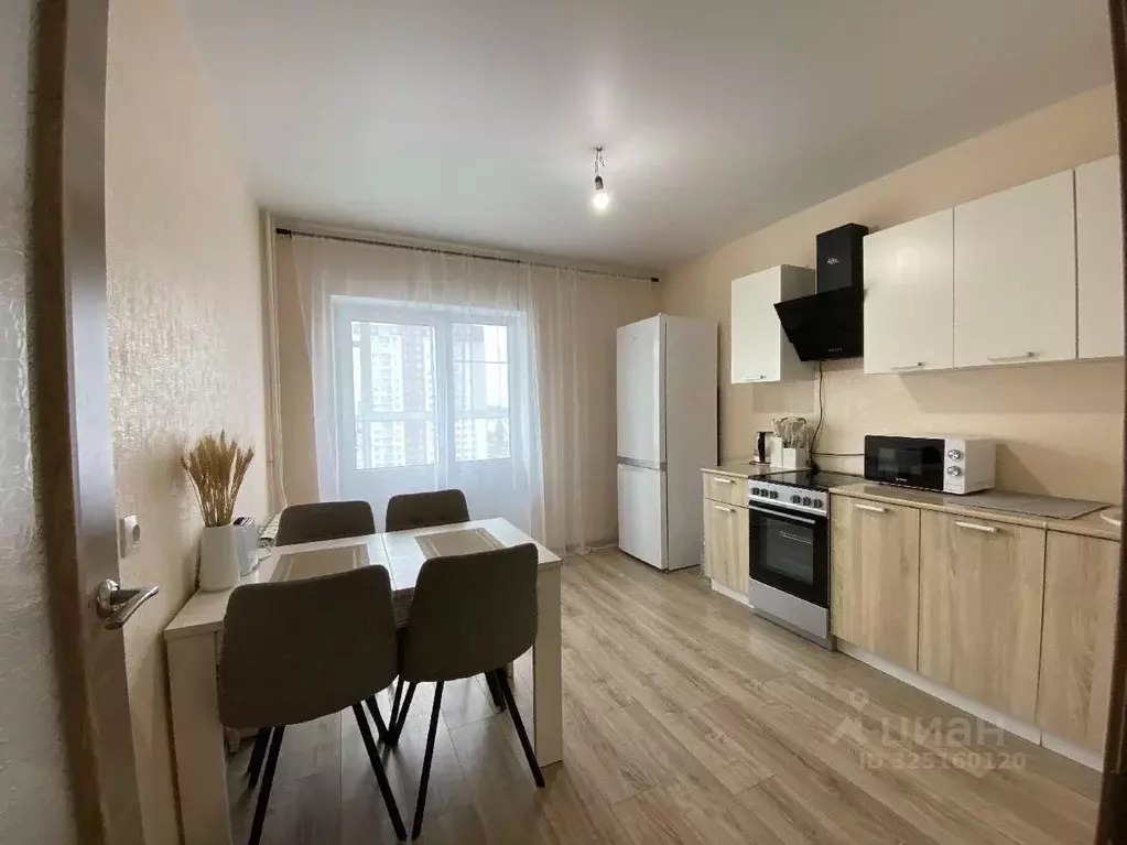 2-к кв. Воронежская область, Воронеж ул. Артамонова, 22И (57.4 м) - Фото 1