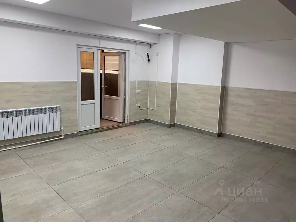 Помещение свободного назначения в Крым, Симферополь ул. Беспалова, 35 ... - Фото 2