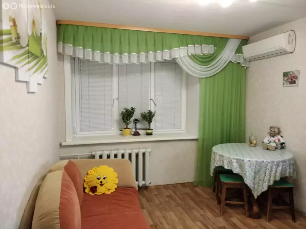 2-комнатная квартира: Ивановка, улица Кирова, 52 (52 м) - Фото 0