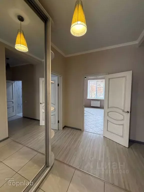 3-к кв. Астраханская область, Астрахань Набережная 1 Мая ул., 49 ... - Фото 2