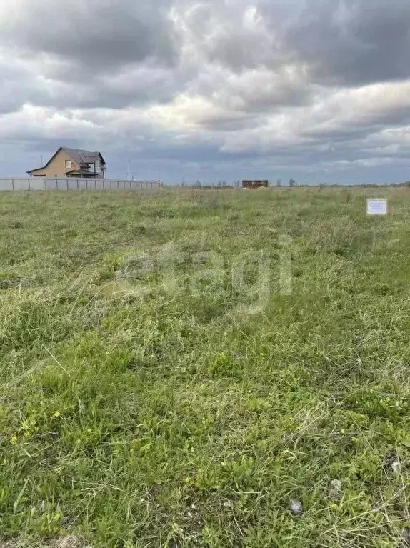Участок в Липецкая область, Добровский муниципальный округ, с. ... - Фото 2
