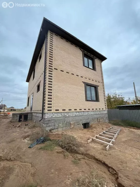 Дом в Наримановский район, посёлок Мирный, Полынная улица (138 м) - Фото 2