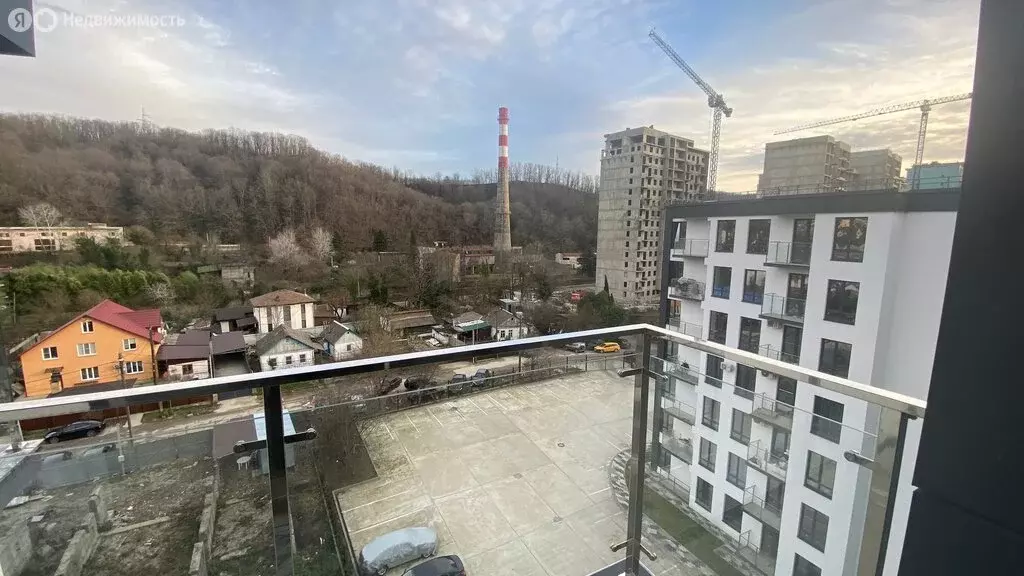 1-комнатная квартира: посёлок городского типа Дагомыс, Российская ... - Фото 0