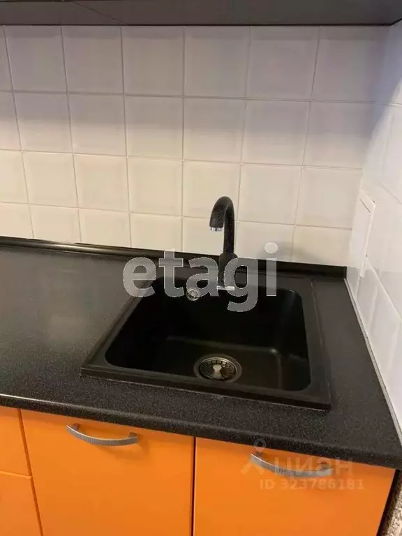 1-к кв. Тюменская область, Тюмень ул. 50 лет Октября, 57Б (38.0 м) - Фото 2