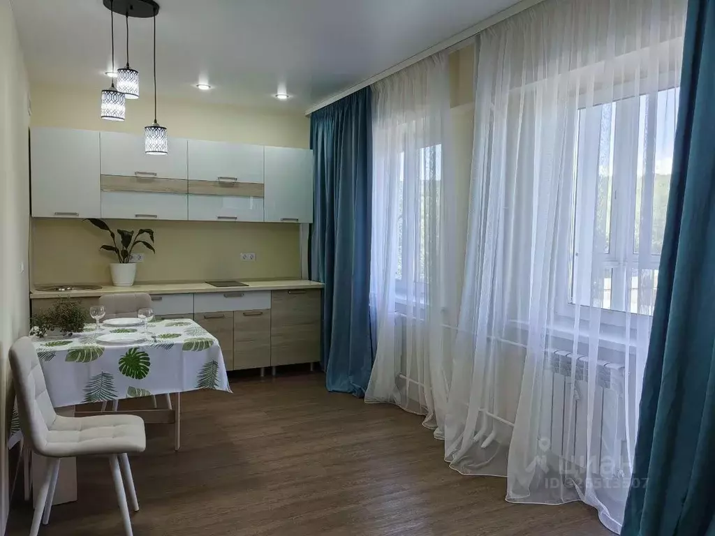 Студия Иркутская область, Иркутск ул. Варламова, 104/1 (33.0 м) - Фото 1