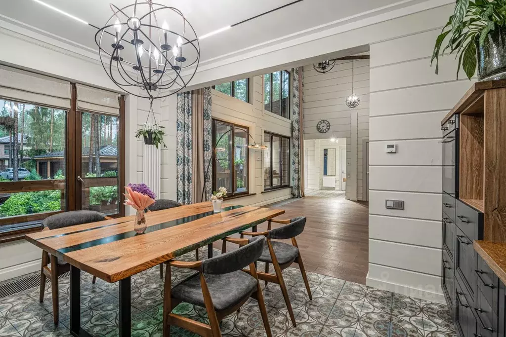 Коттедж в Ленинградская область, Всеволожск Солнечный Бор кп,  (290 м) - Фото 1