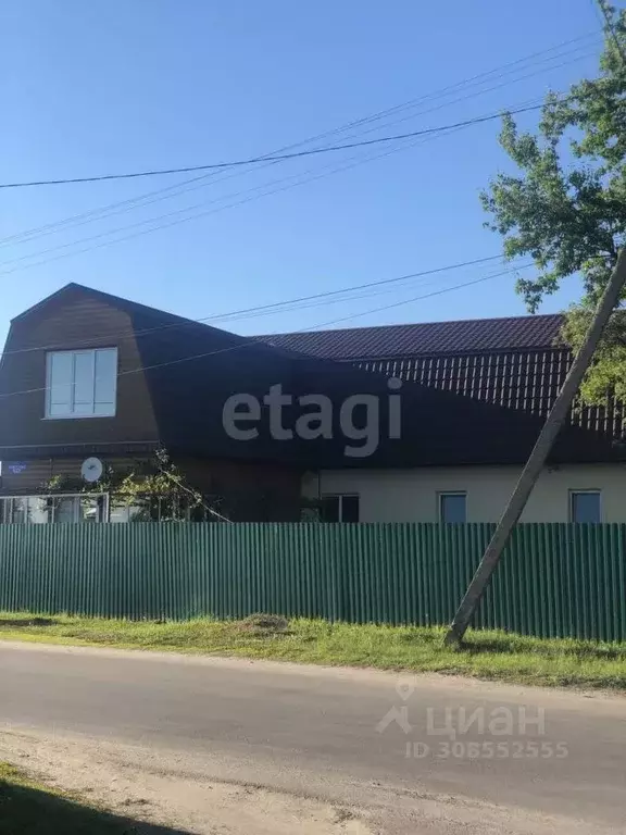 Дом в Брянская область, Брянский район, Глинищевское с/пос, с. ... - Фото 1