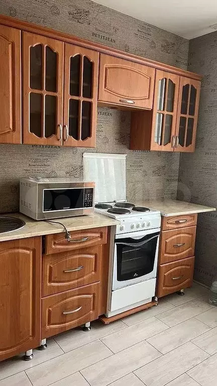 2-к. квартира, 64 м, 4/17 эт. - Фото 0