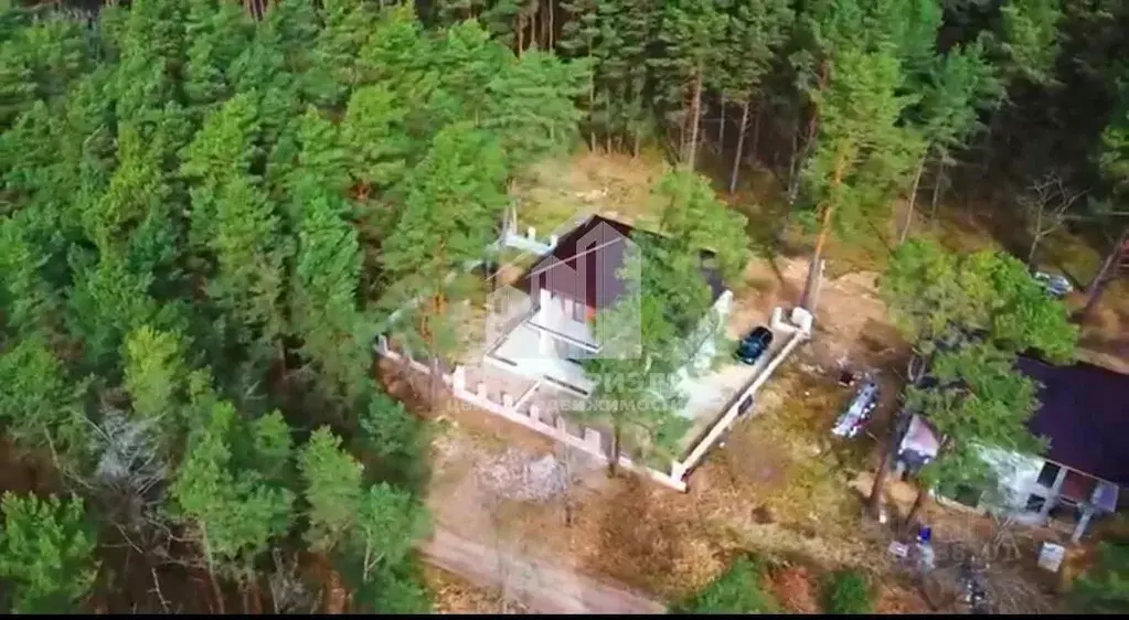 Дом в Калининградская область, Ладушкин Молодежная ул., 34 (276 м) - Фото 0