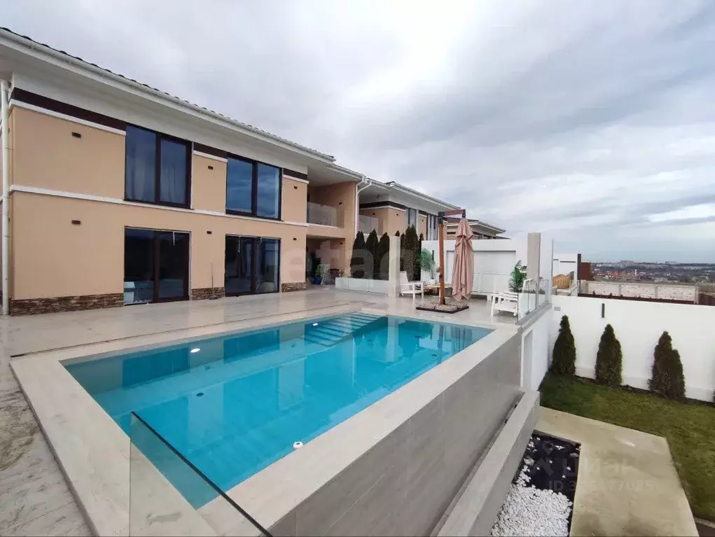 Дом в Крым, Симферопольский район, Мирновское с/пос, с. Белоглинка, ... - Фото 1