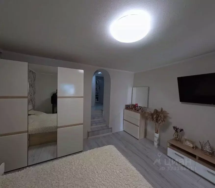 2-к кв. Крым, Ялта ул. Средне-Слободская, 18 (60.5 м) - Фото 1