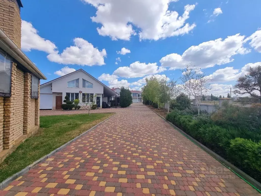 Коттедж в Крым, Евпатория городской округ, Заозерное пгт ул. Аллея ... - Фото 2