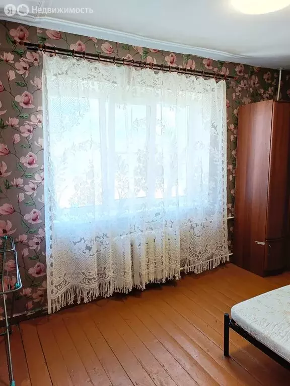 2-комнатная квартира: городской посёлок Будогощь, Заводская улица, 81 ... - Фото 2