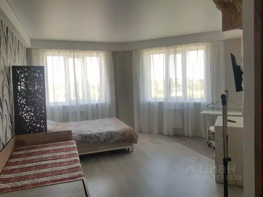 1-к кв. Ставропольский край, Ессентуки ул. Буачидзе, 1к4 (50.0 м) - Фото 0