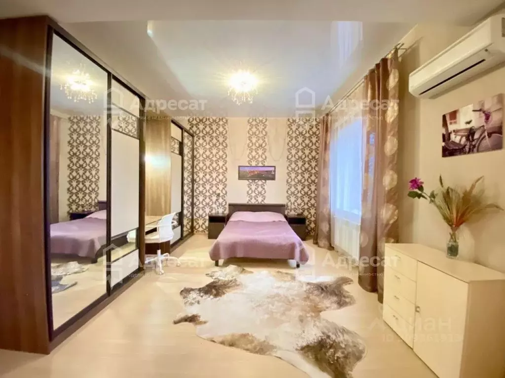 Дом в Волгоградская область, Волгоград Дербентская ул. (473 м) - Фото 1