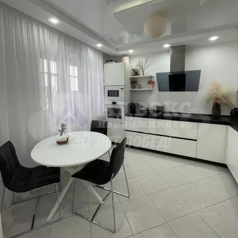 2-к кв. Тюменская область, Тюмень Харьковская ул., 68 (58.7 м) - Фото 2