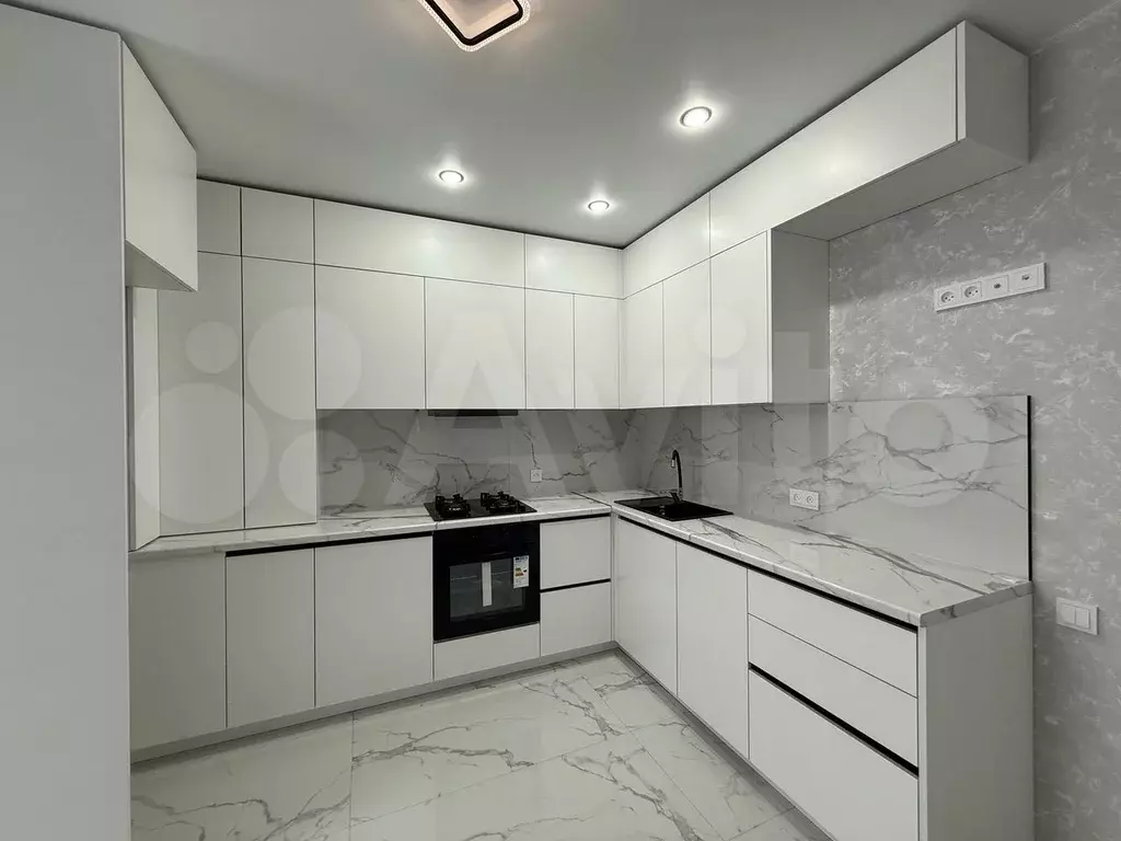 2-к. квартира, 65 м, 9/9 эт. - Фото 1