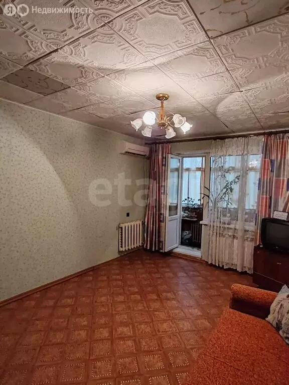 2-комнатная квартира: Саратов, Волгоградская улица, 18 (53.5 м) - Фото 2