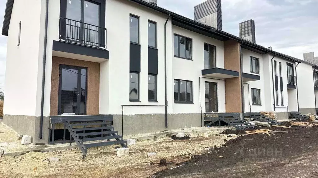 Таунхаус в Воронежская область, Семилукский район, Губаревское с/пос, ... - Фото 0