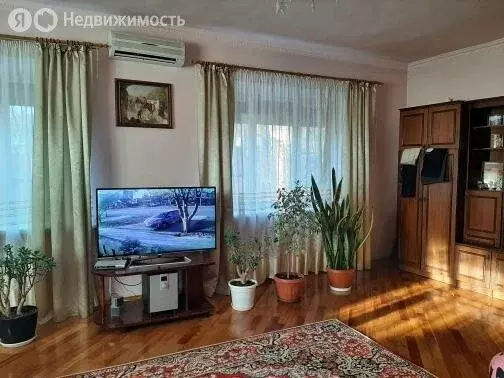 Дом в Ростов-на-Дону, Портовая улица, 495 (207 м) - Фото 1