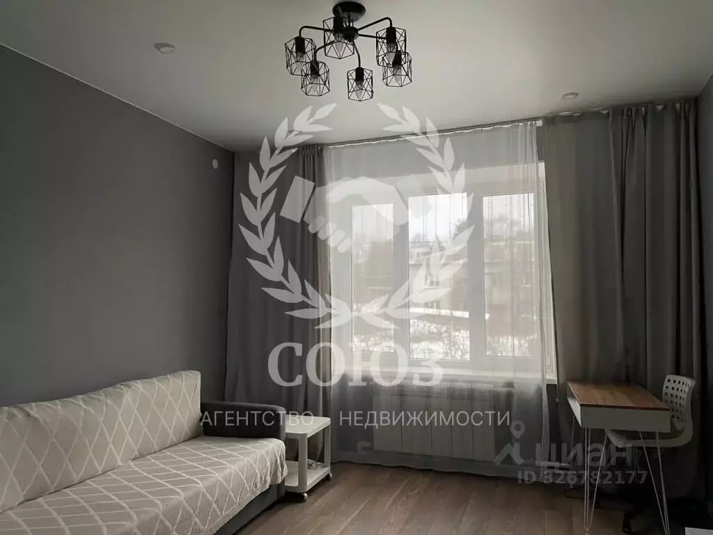 2-к кв. Калужская область, Таруса ул. Горького, 12 (37.2 м) - Фото 2