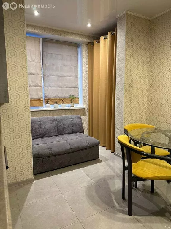 1-комнатная квартира: Симферополь, Старозенитная улица, 5 (36.1 м) - Фото 2