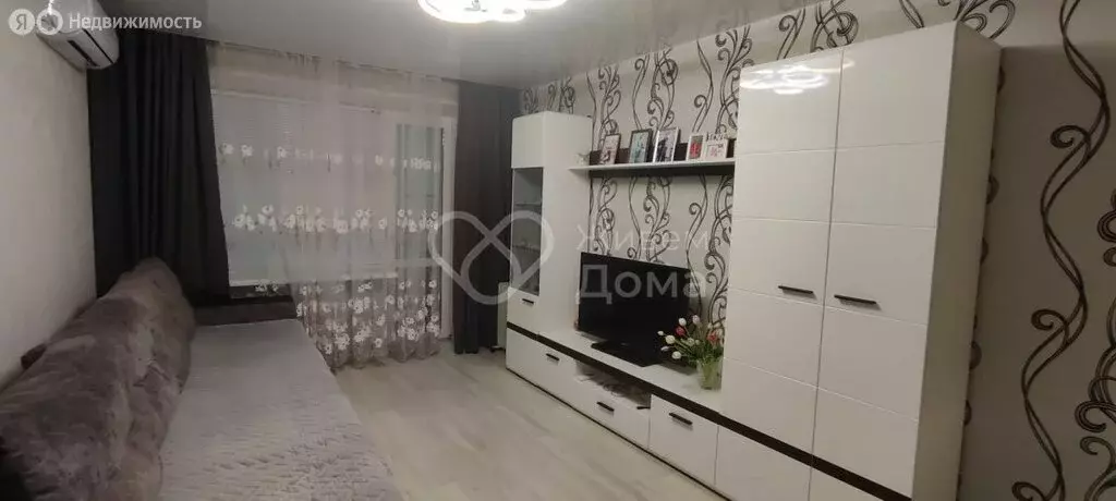 2-комнатная квартира: Волгоград, улица Кирова, 111 (41.2 м) - Фото 0